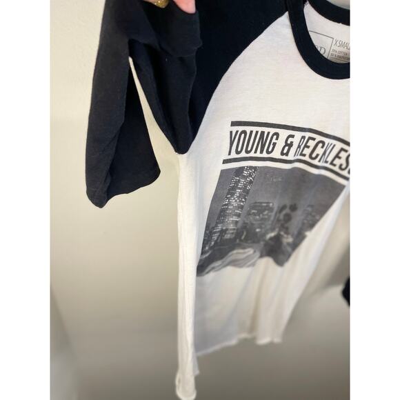 Black and White Cityscape Casual Young and Reckless Varsity T Shirt Twilight - Picture 5 of 5